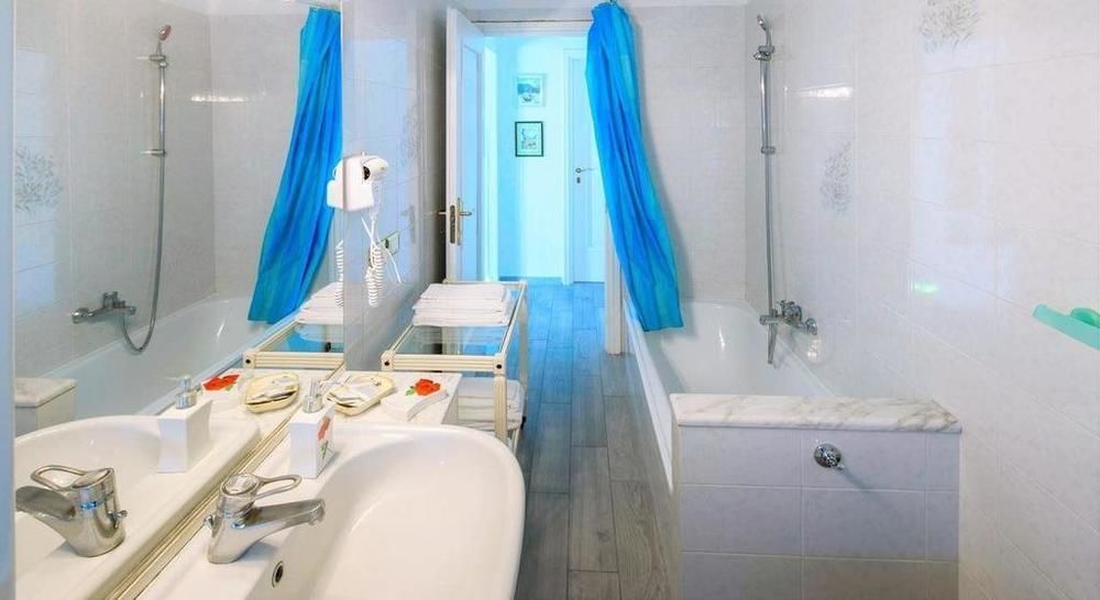 Lia Rooms 2 La Spezia Bagian luar foto