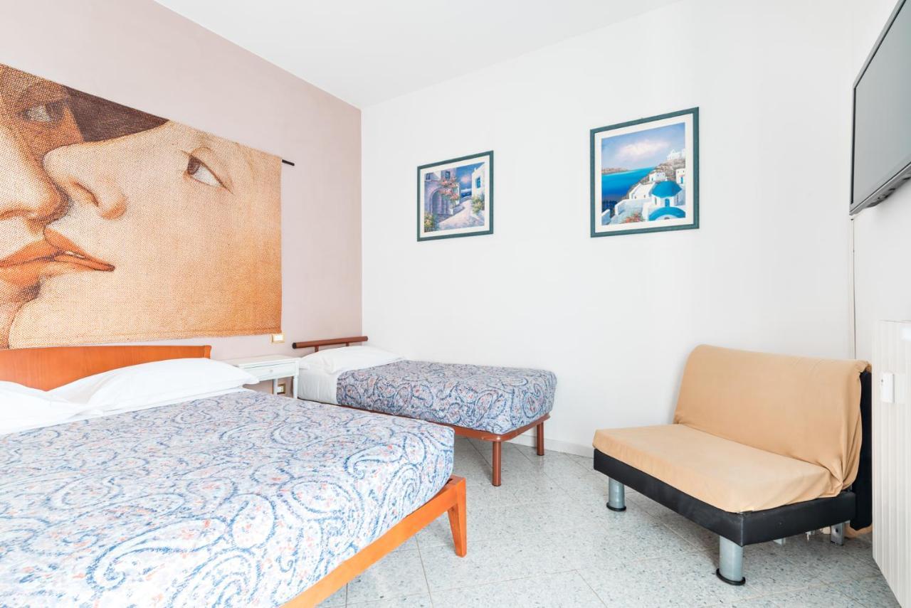 Lia Rooms 2 La Spezia Bagian luar foto